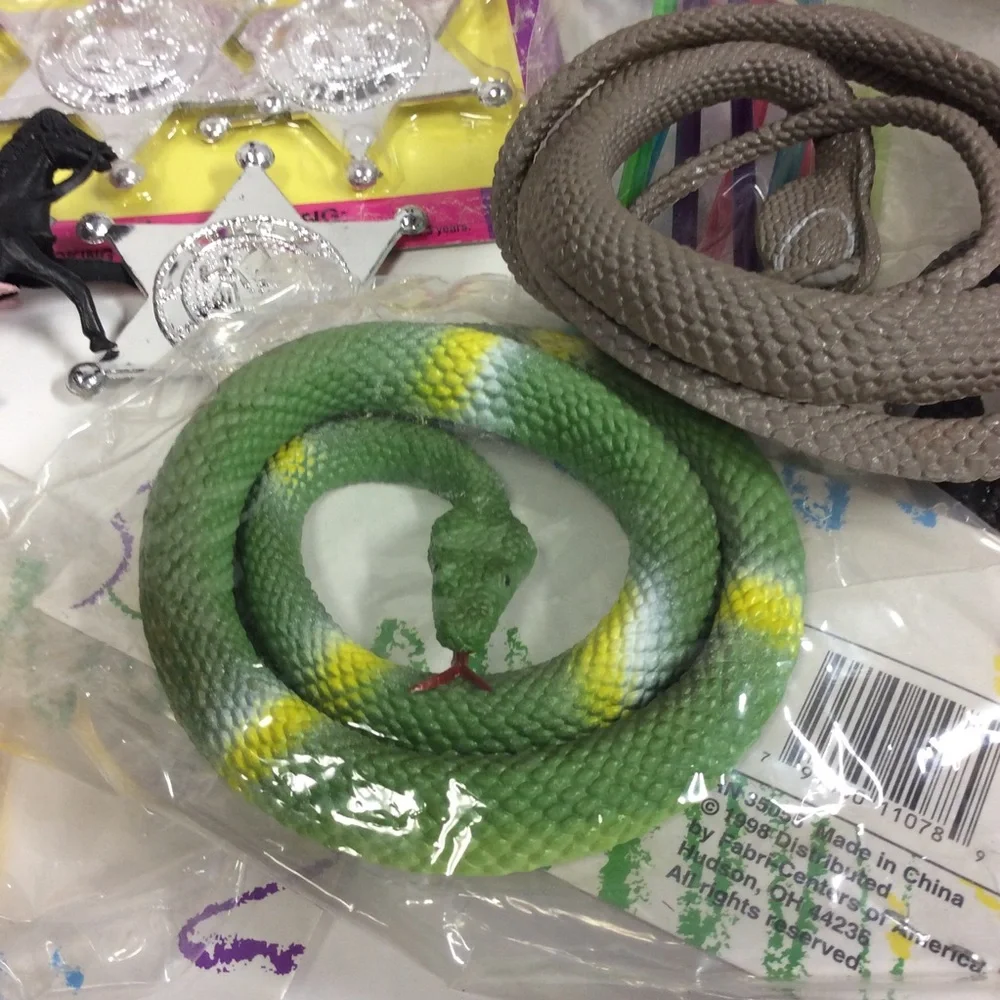 N/A party favors