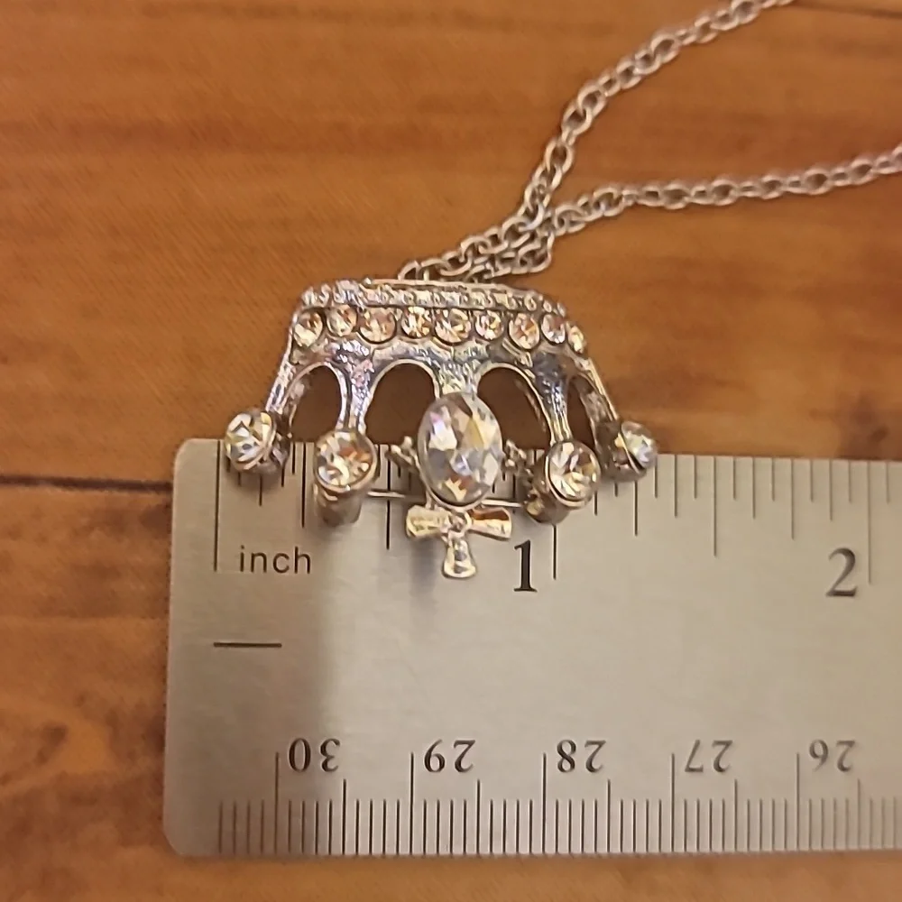 Queen2KeepUp Boutique new tag