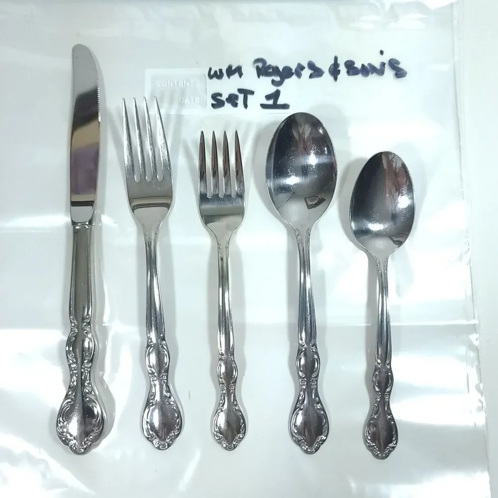 Wm. Rogers & Son place lot piece
