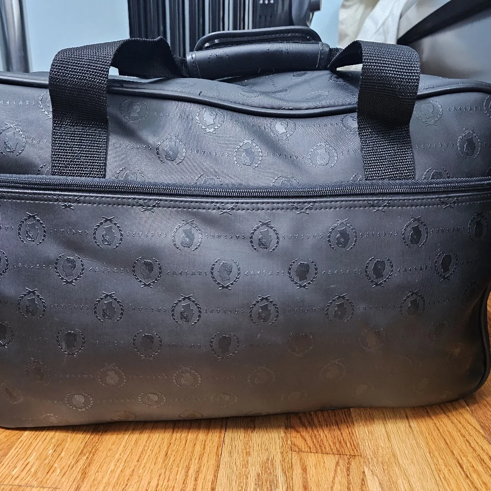 Caesars daffle bag