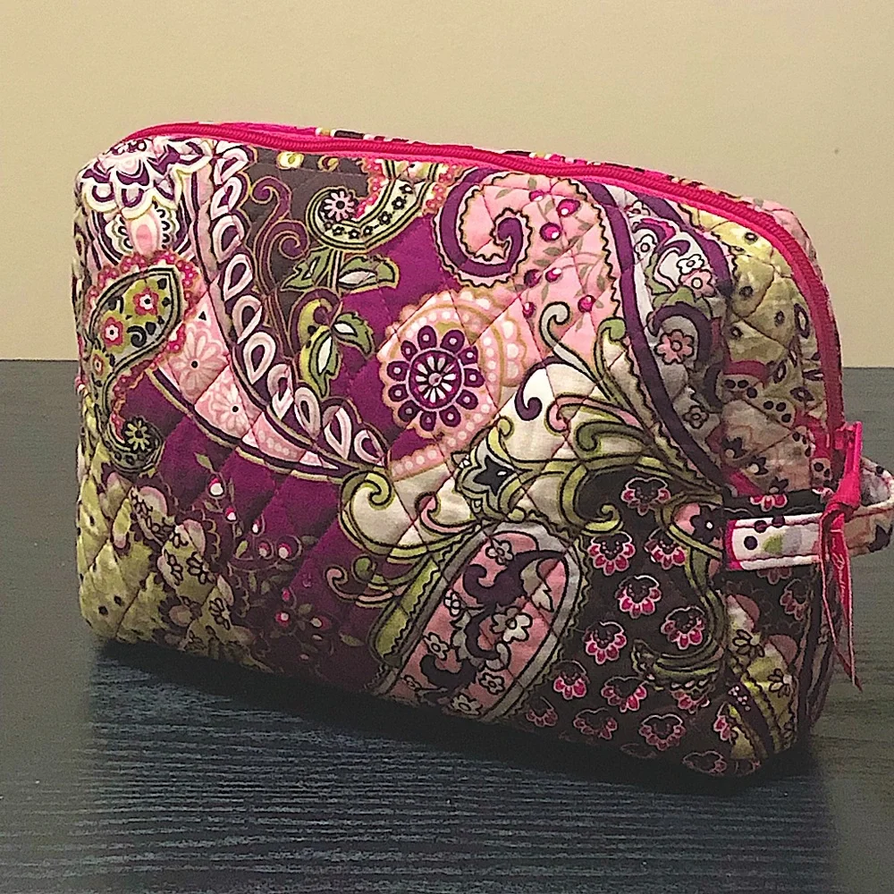 Vera Bradley Makeup Bag With Plastic Lining. 9 1/2 By 9.