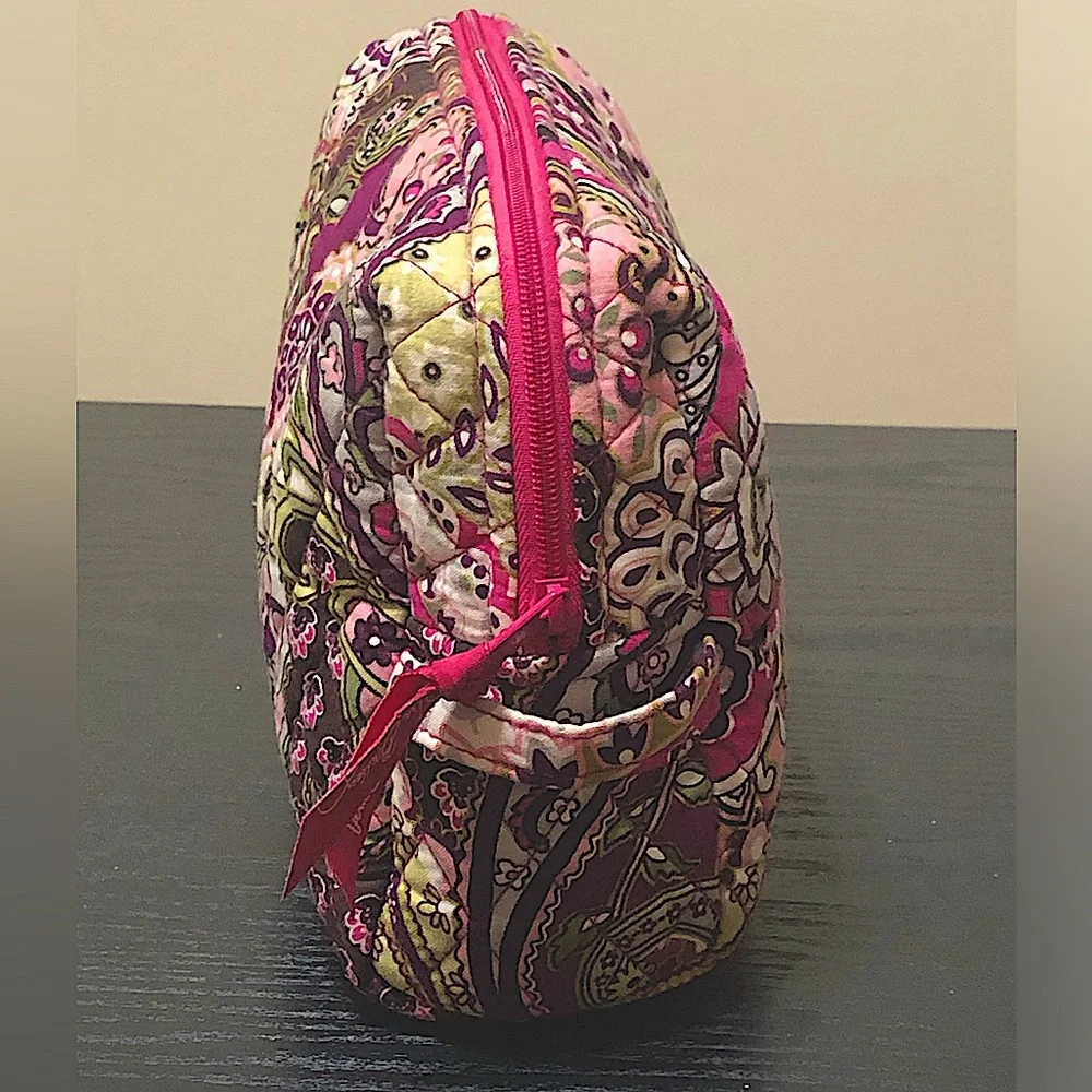 Vera Bradley Makeup Bag With Plastic Lining. 9 1/2 By 9.