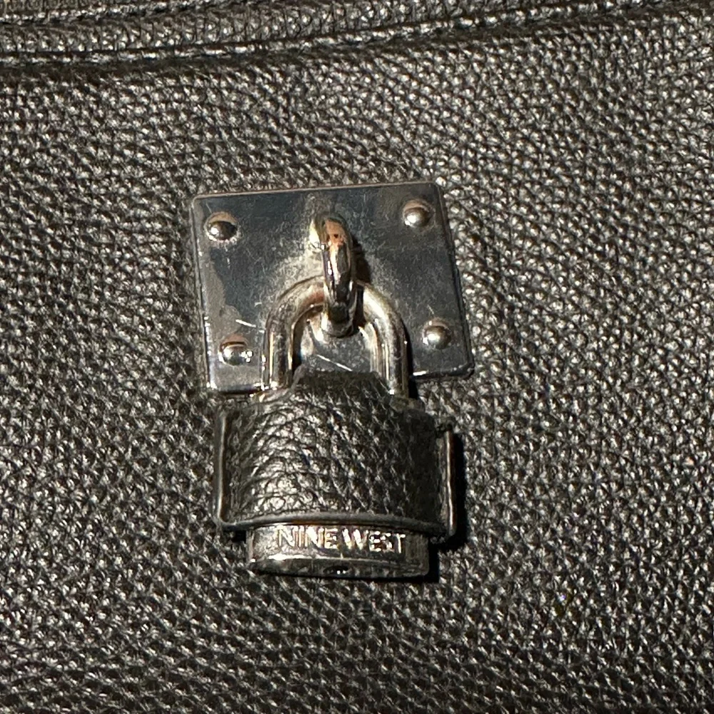 Nine West nine west