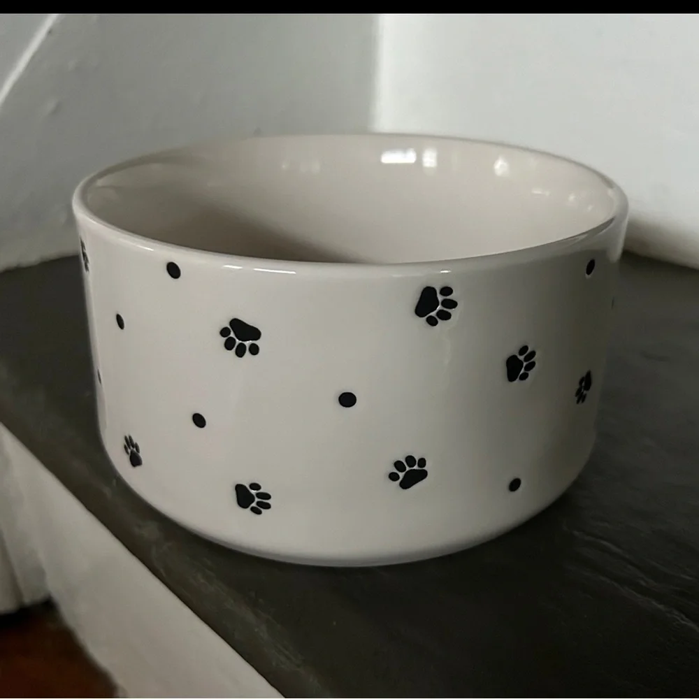 Rae Dunn ceramic bowl