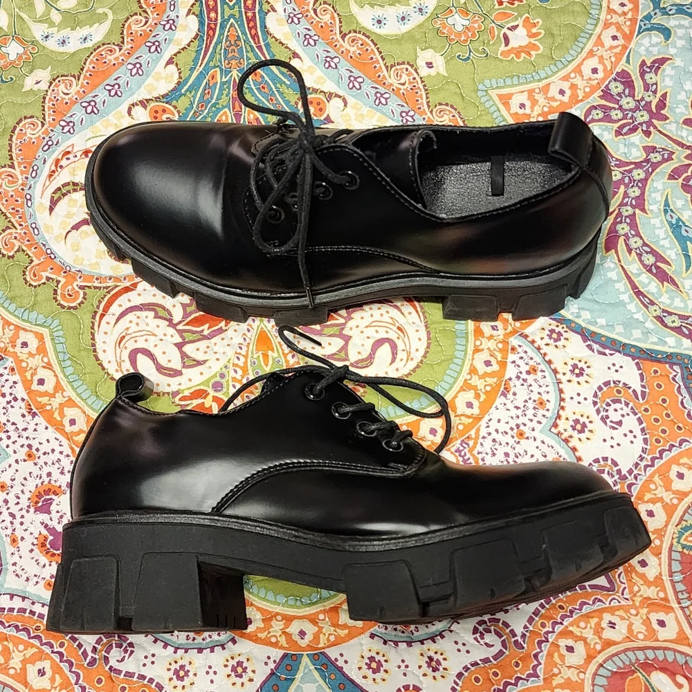 Madden Girl great preloved