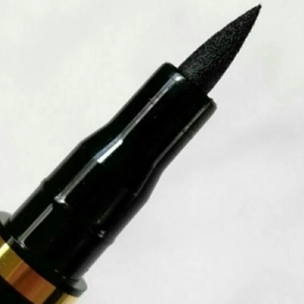 Mellow ups eyeliner it