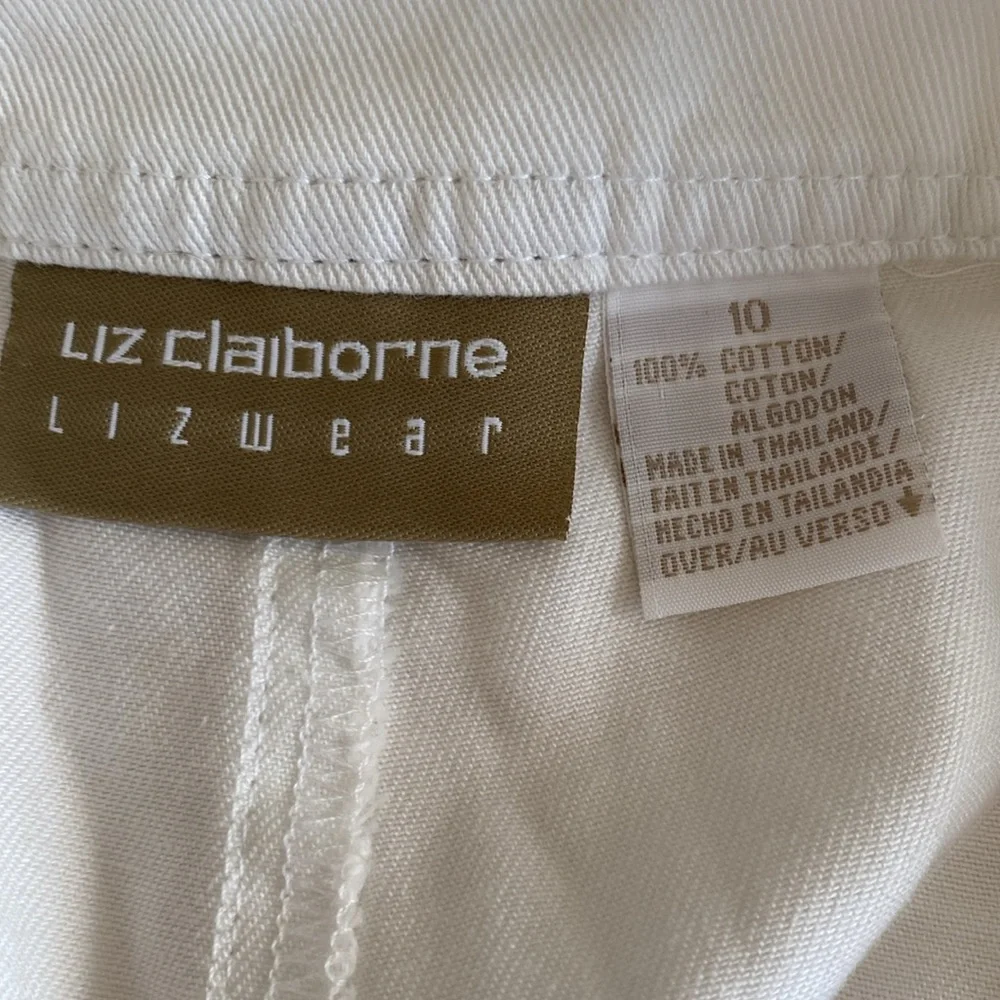 Liz Claiborne new between