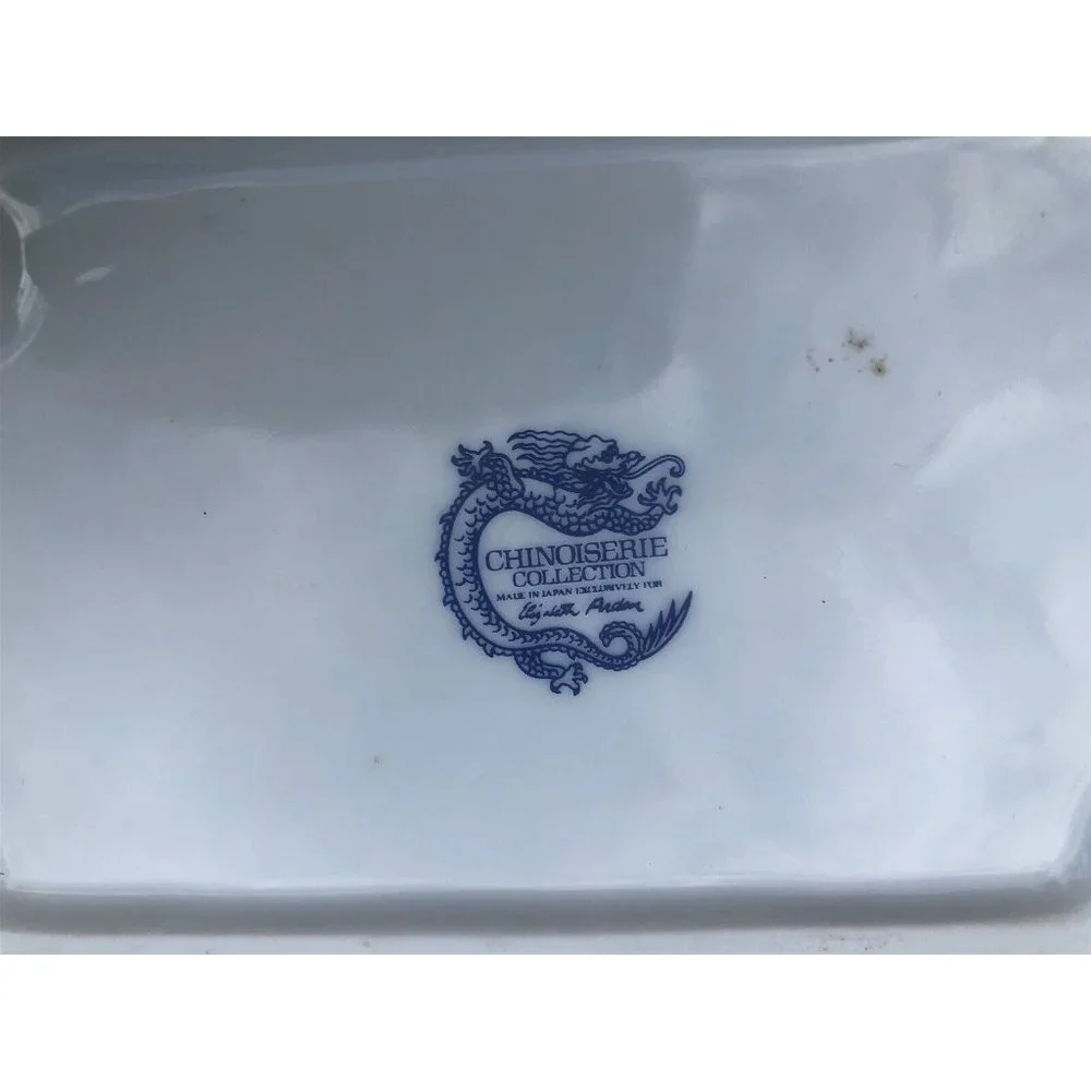 Elizabeth Arden japan trinket by