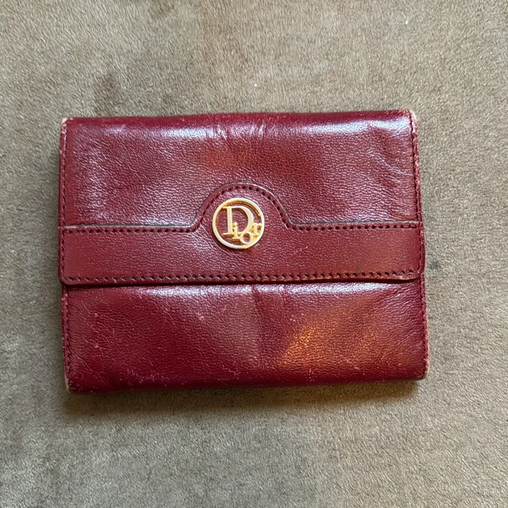 Dior 75” residue cute