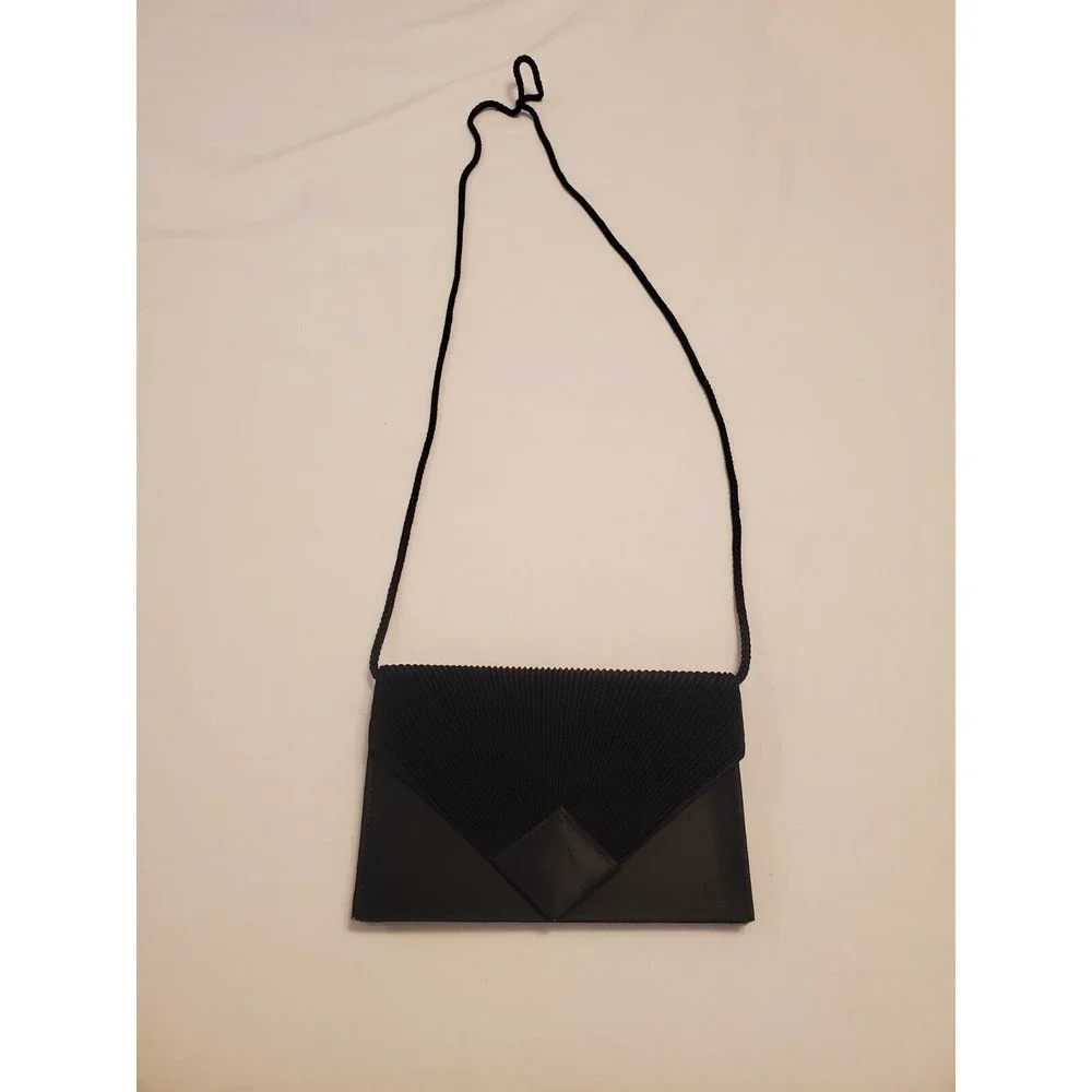Vintage Merle Norman 80s Formal Classic Satin Black Purse Expandable NEW