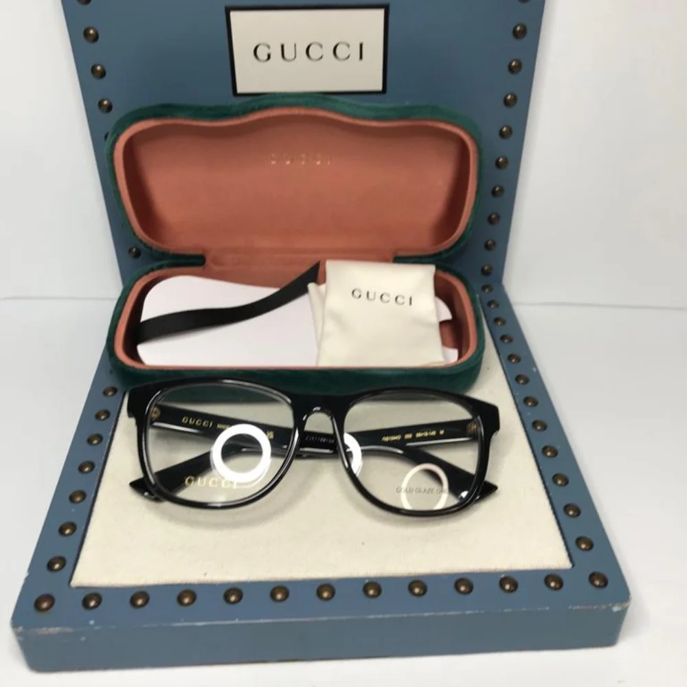 Gucci eyeglasses series