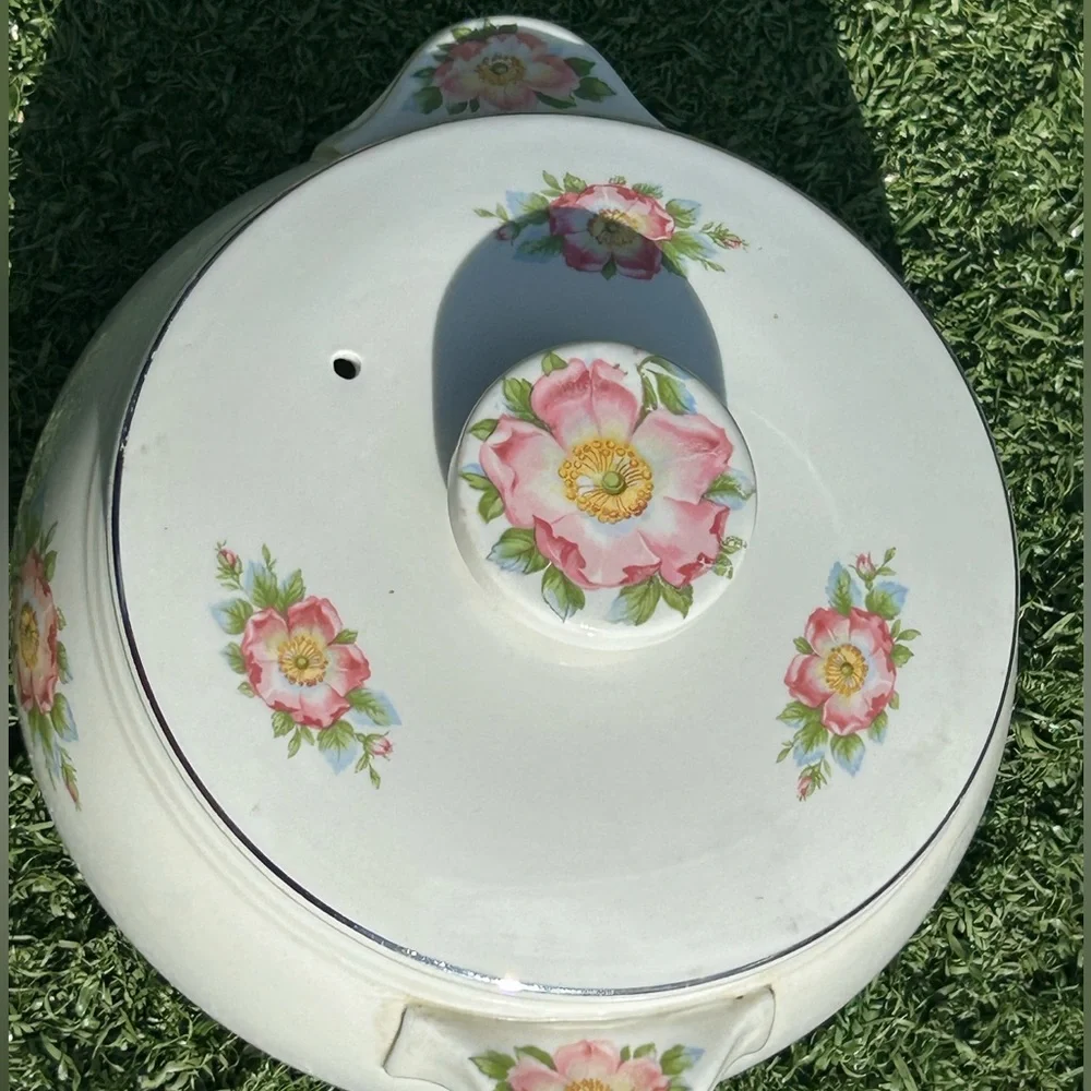 Hall’s vintage 1950s