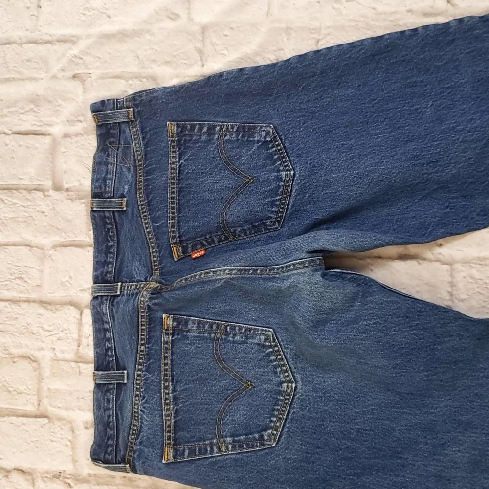 Levis levi button