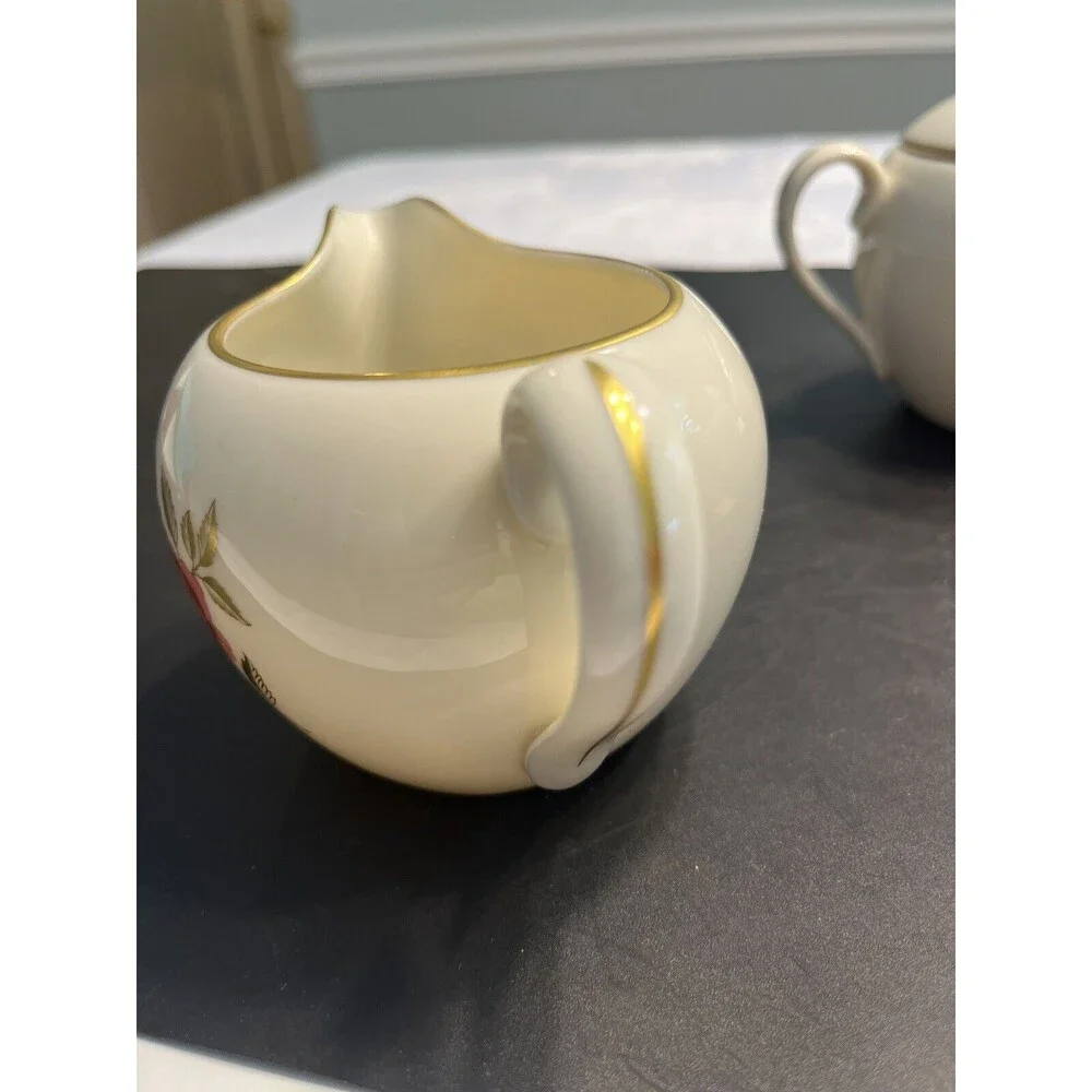 Lenox add touch