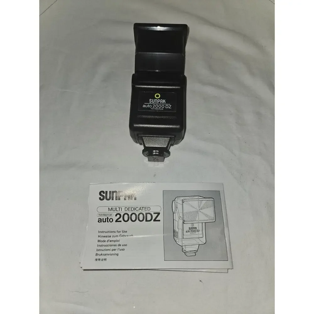 SUNPAK Auto 2000DZ Electronic Flash Unit Thyristor Multidedicated