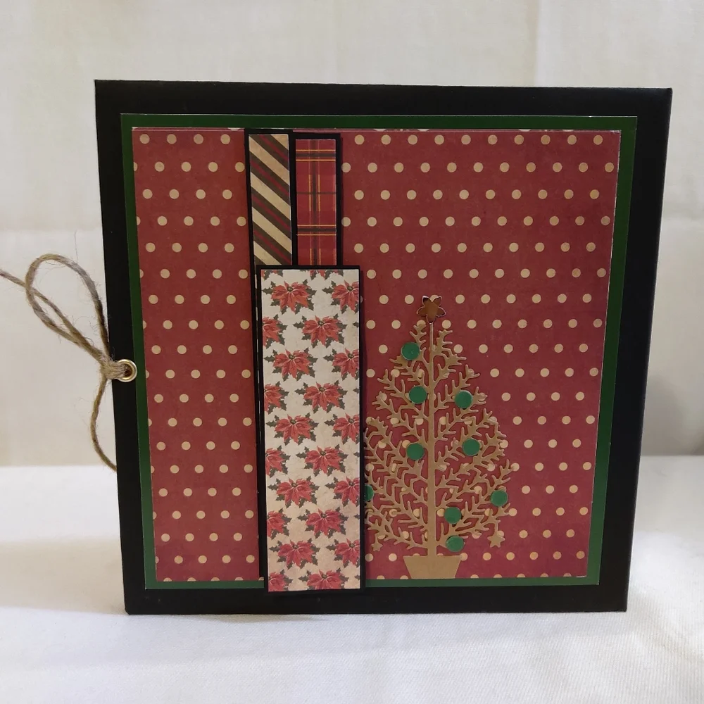 Handcrafted - Mickeys Christmas theme handmade Photo Album. 7x7x1