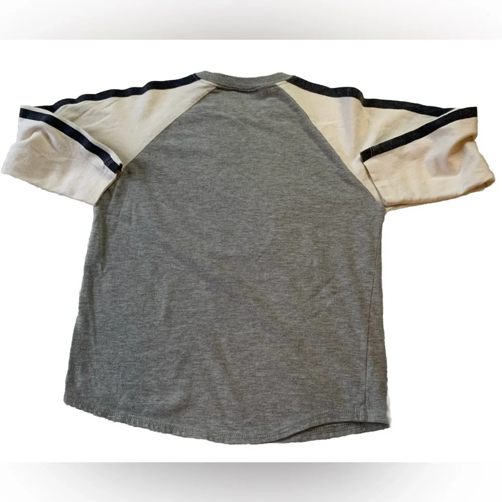 The Children’s Place LongSleeve (M)