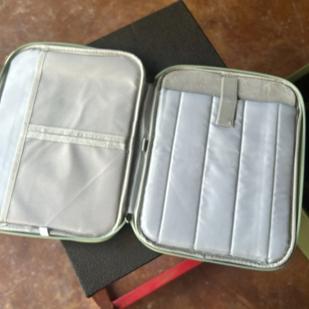 N/A ipad case