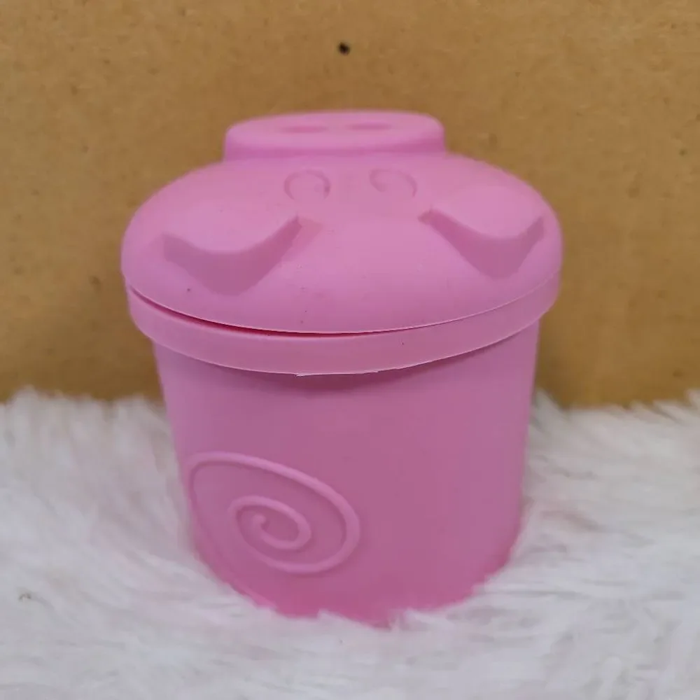 Pink Pig Bacon Grease Silicone Strainer & Collector