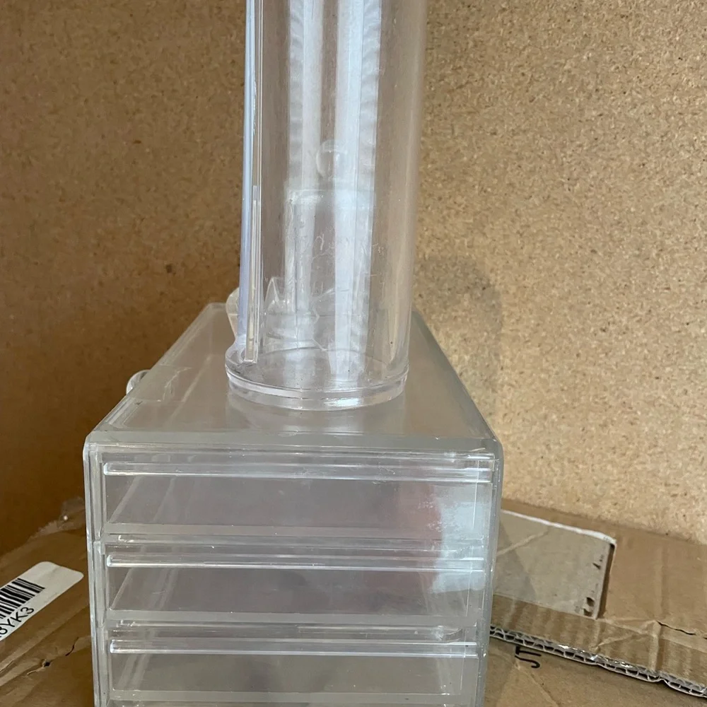 N/A clear acrylic