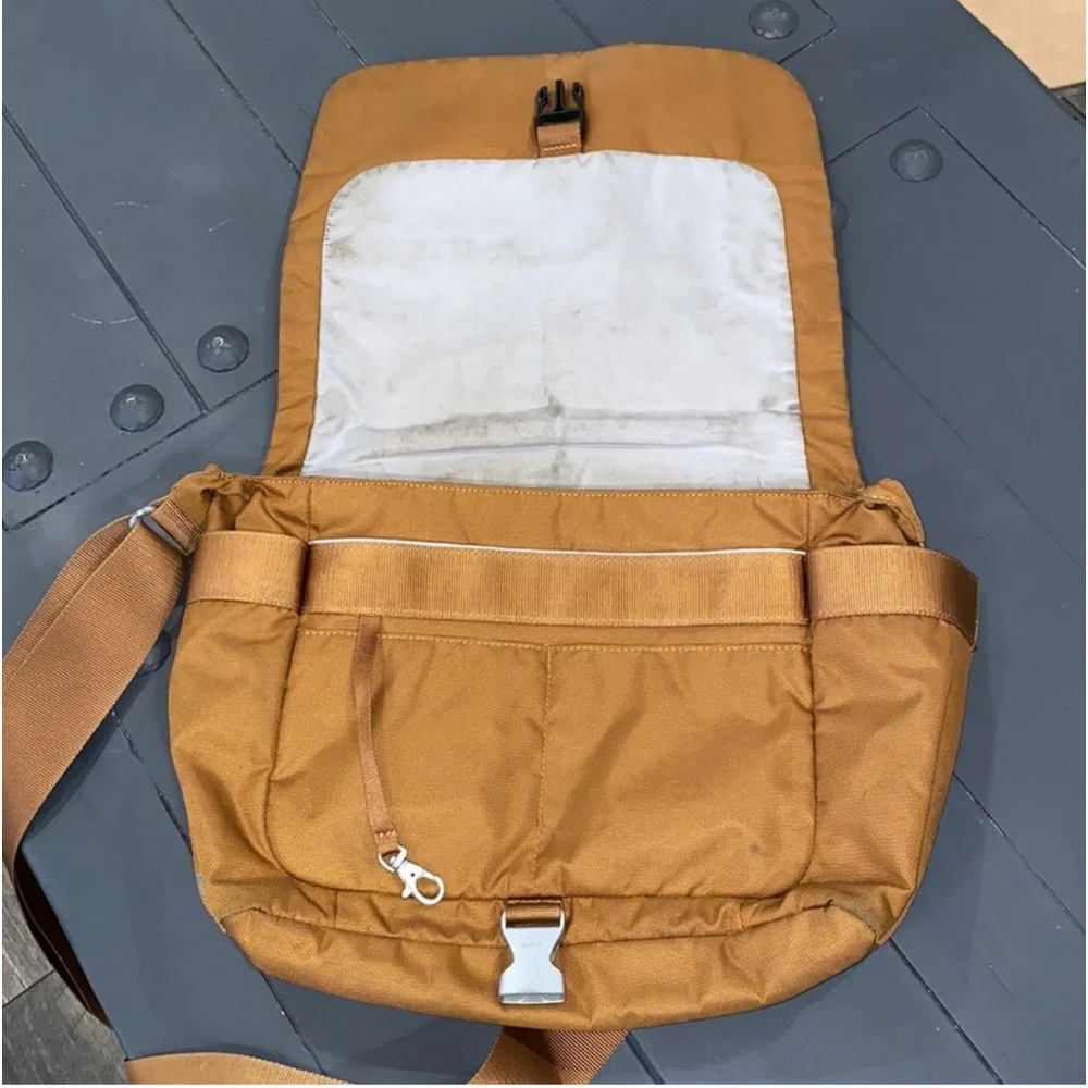 Tumi $250 authentic