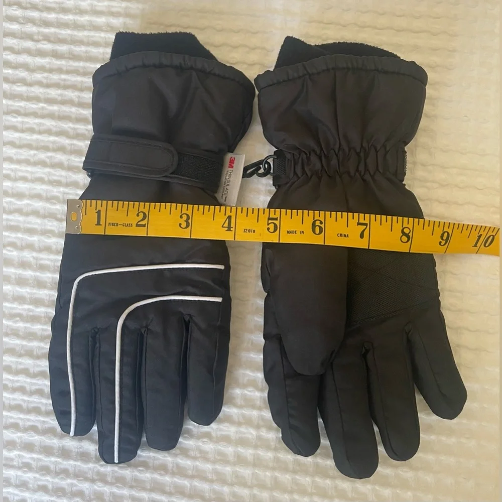 N/A warm gloves