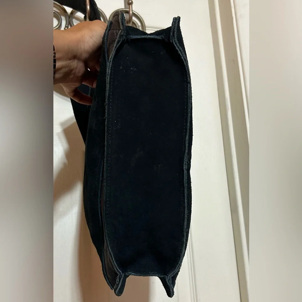 Ben Sherman black leather large messenger bag