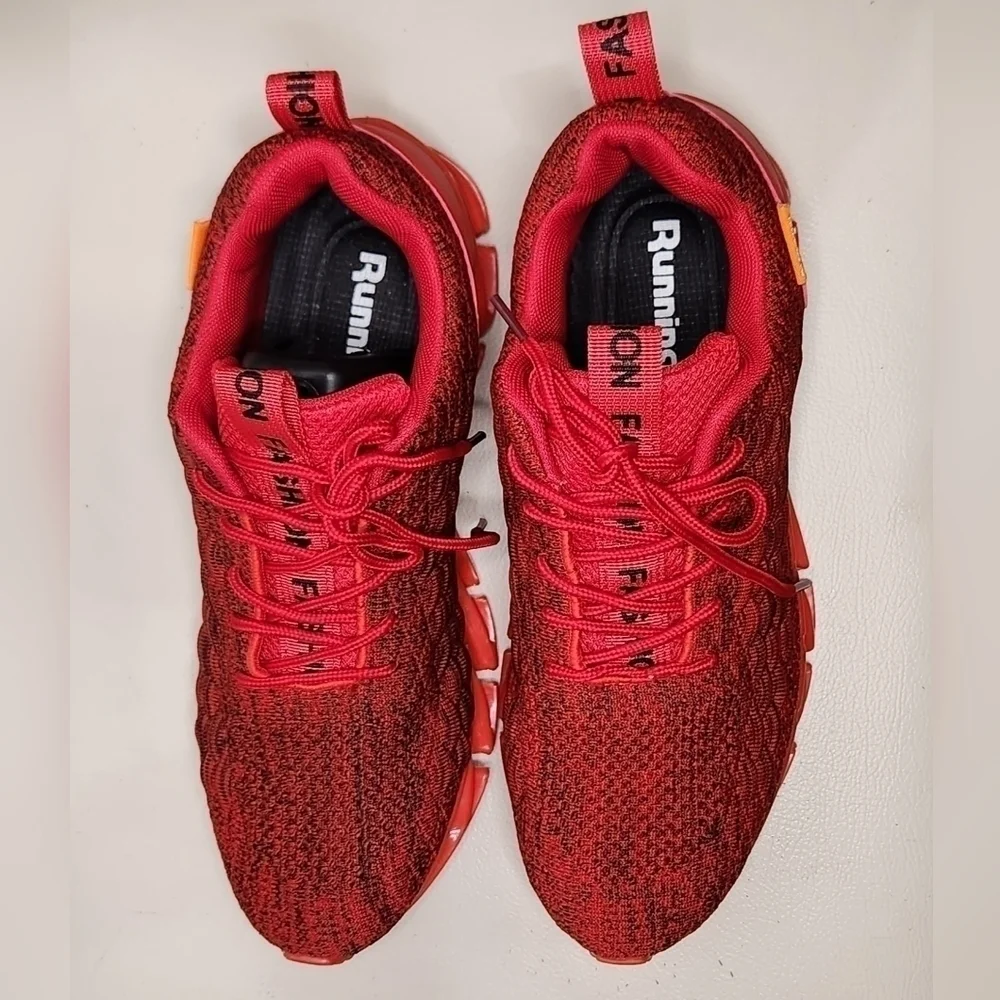 Running blade sneaker