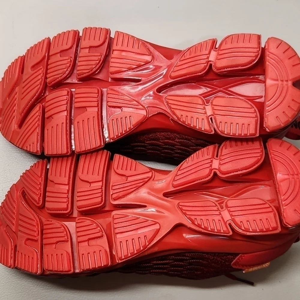 Running blade sneaker