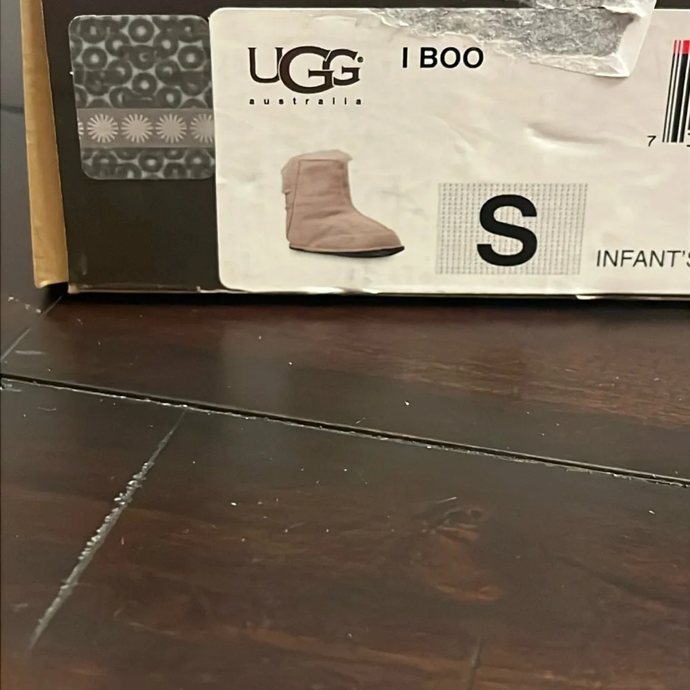 UGG brand new