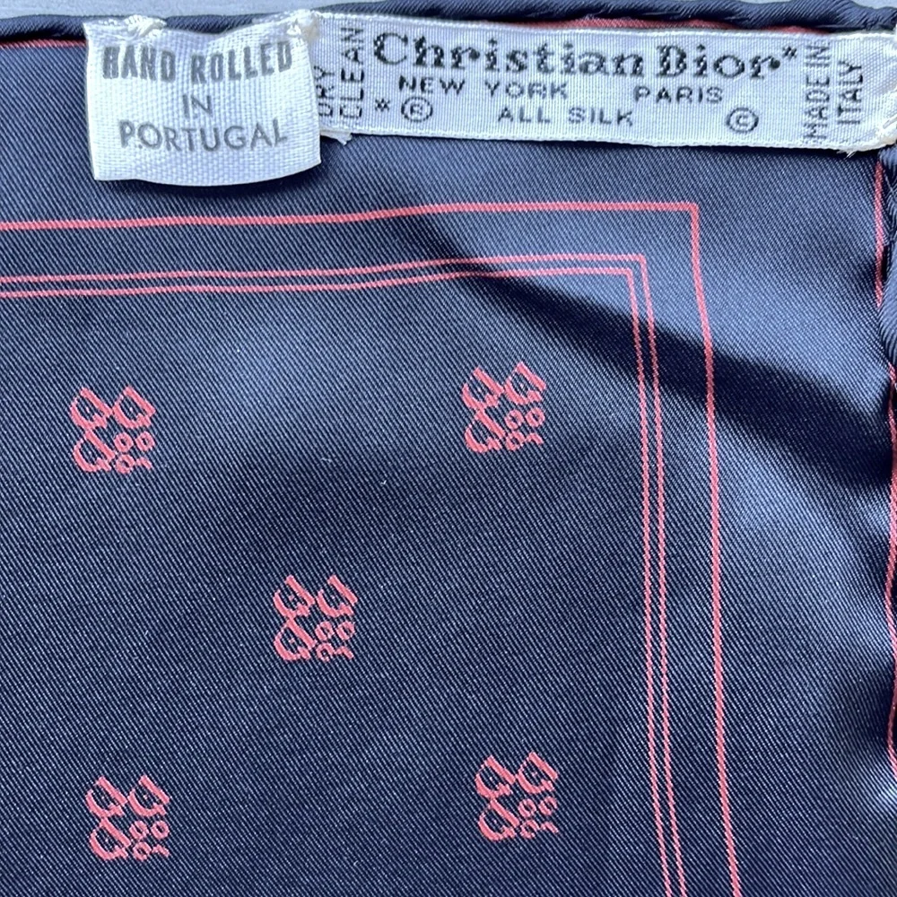 Christian Dior Scarf Size 18,5 X 18,5 in Color Black/Red