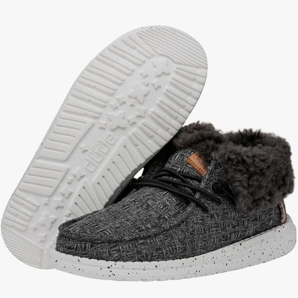 Hey Dude Wendy Black Fold Stitch Cozy Shoes Youth T (Little Boy) 1 New in box!