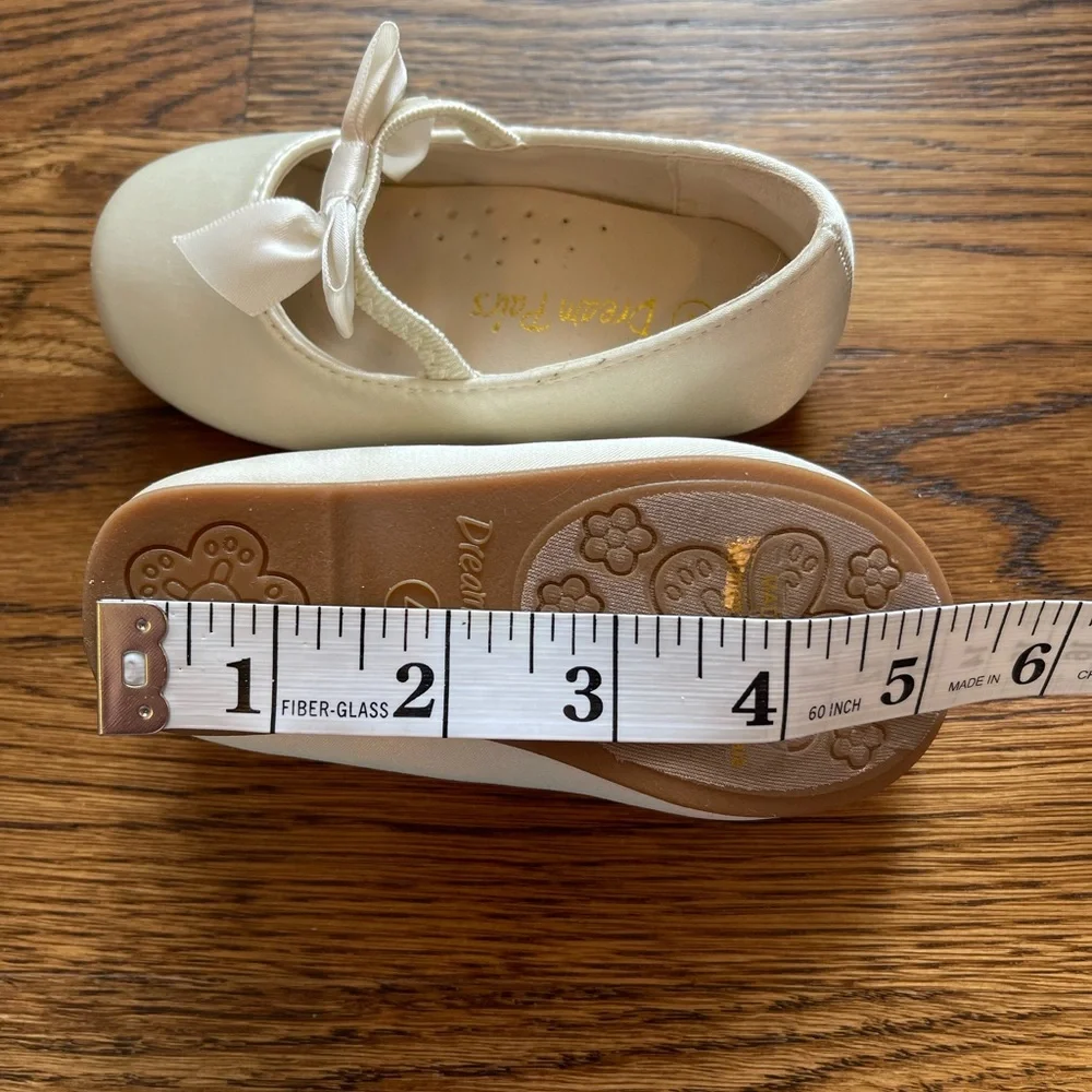Dream Pairs satin finish