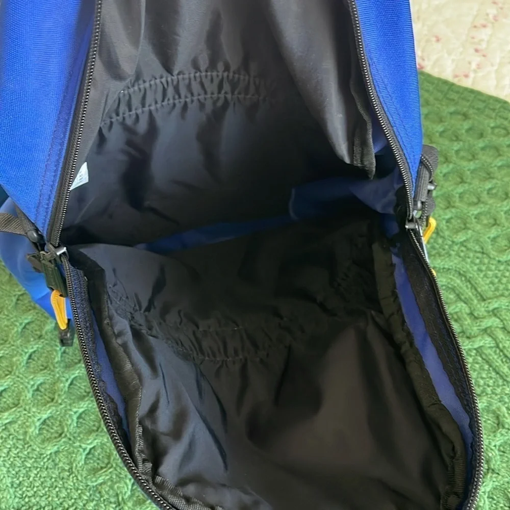 Lands End land’s backpack
