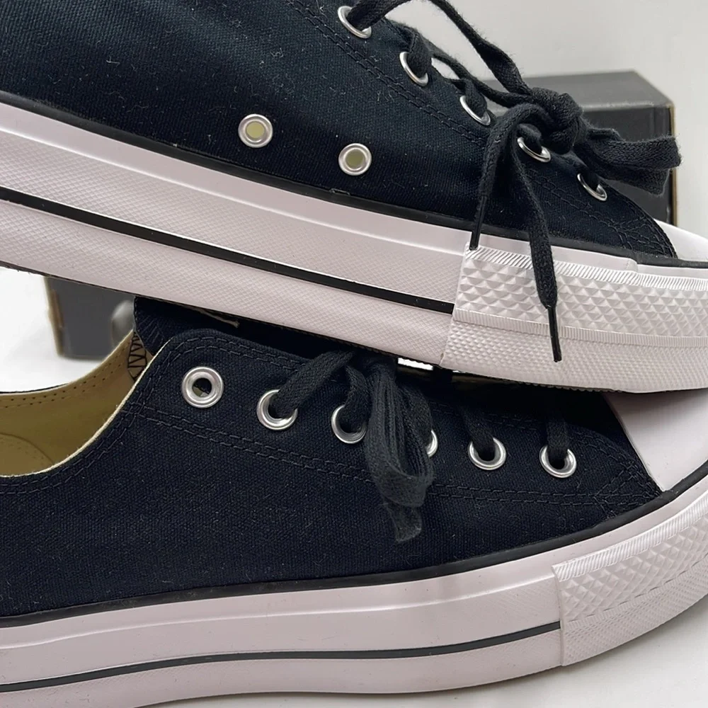 Converse WMNS CTAS LIFT OX BLACK/WHITE/WHITE 560250C Platforms Sneakers