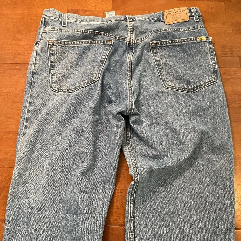 Signature by Levi Strauss small stain