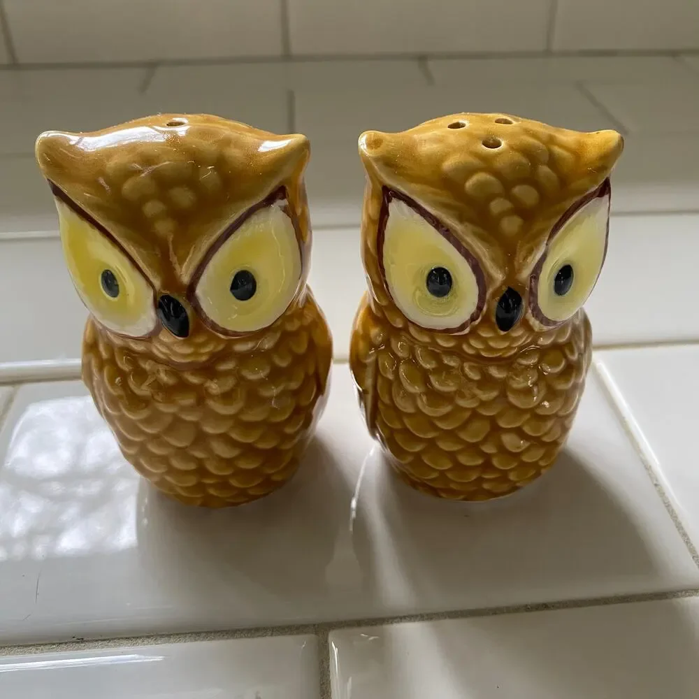 Unbranded sweet pair