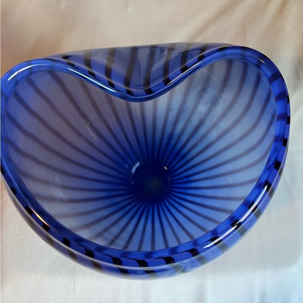 Rare Z Gallerie Art Glass Vase Urchin Blue and Black Stripes 7.5 LBS
