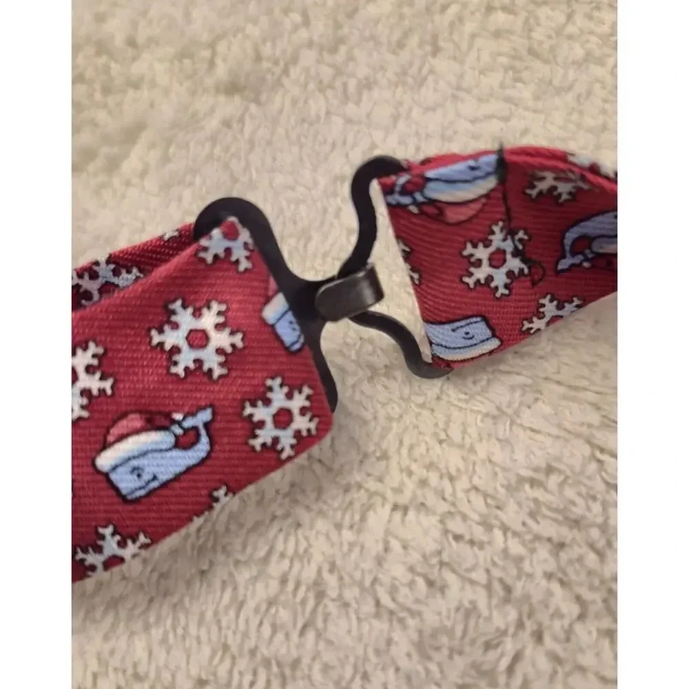 Vineyard Vines add touch