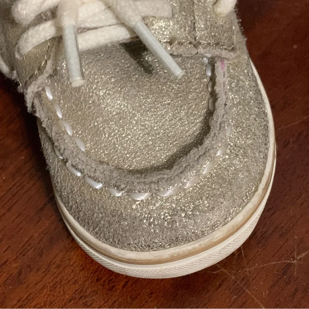 Sperry infant top