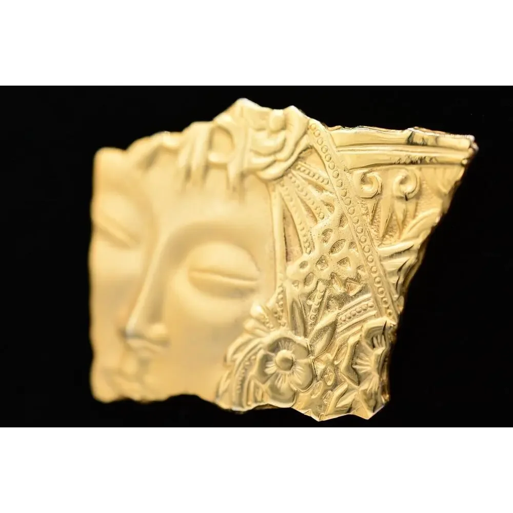 Jonette Jewelry stunning brooch