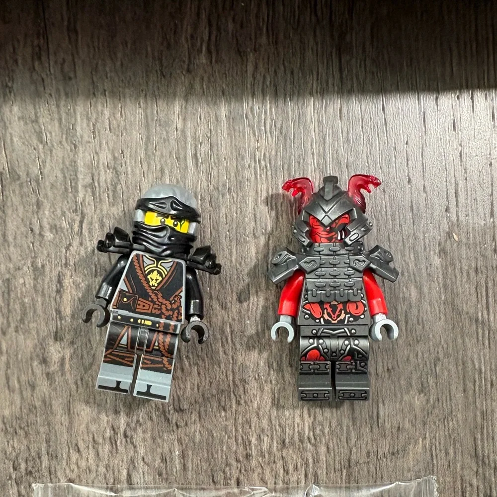 LEGO NINJAGO: Destiny's Shadow (70623)