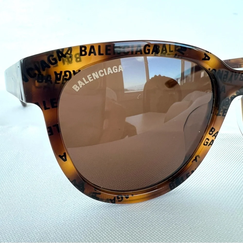 Balenciaga bb0077sk brown