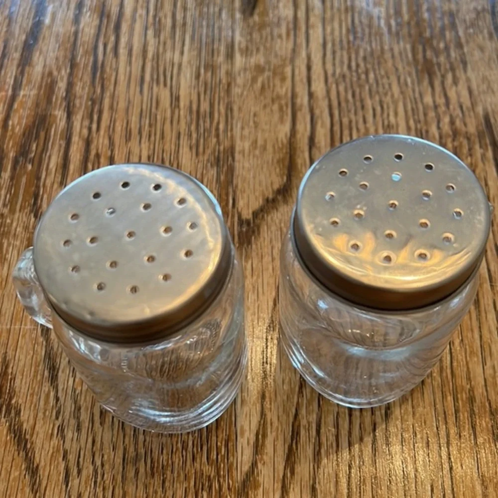 MASON JAR WITH HANDLES SALT AND PEPPER SHAKERS