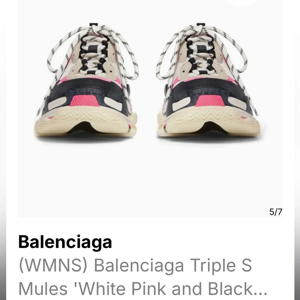 Balenciaga under construction