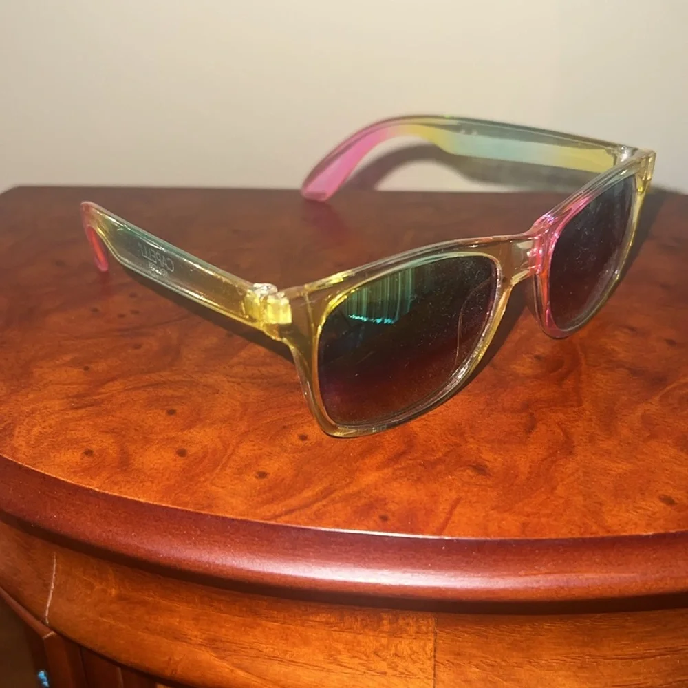 N/A girl’s sunglasses