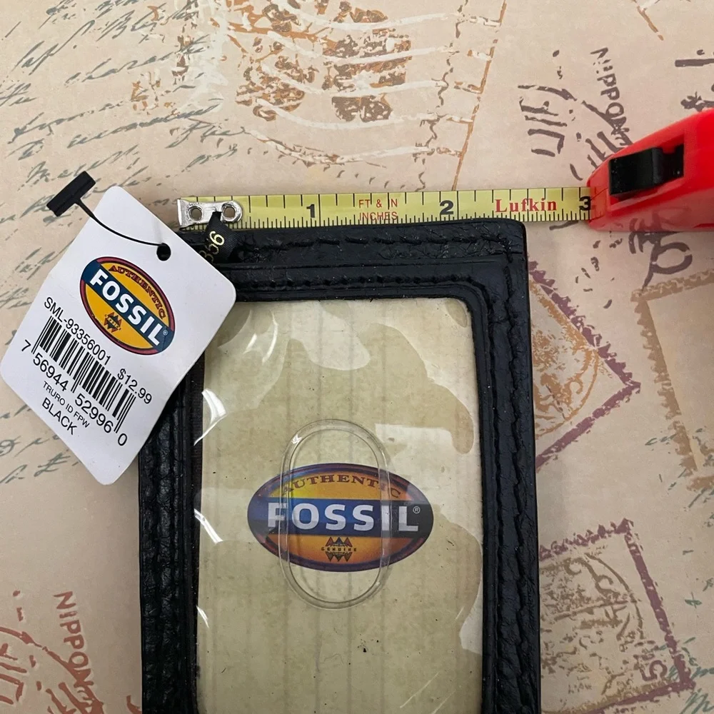 Fossil sleek black