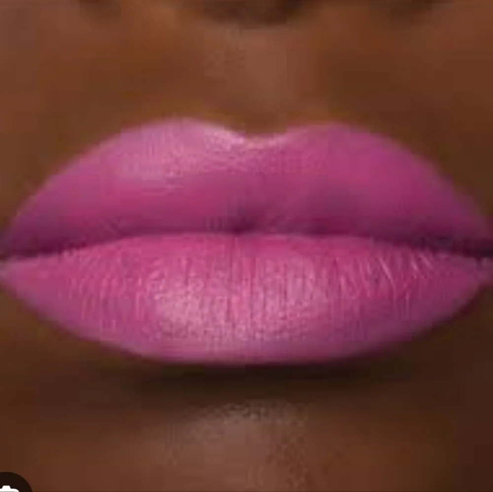 Jeffree Star home discounted stroke