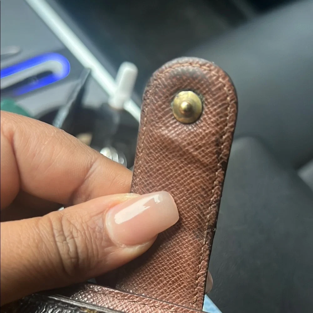 Pre loved Louis Vuitton Monogram Wallet