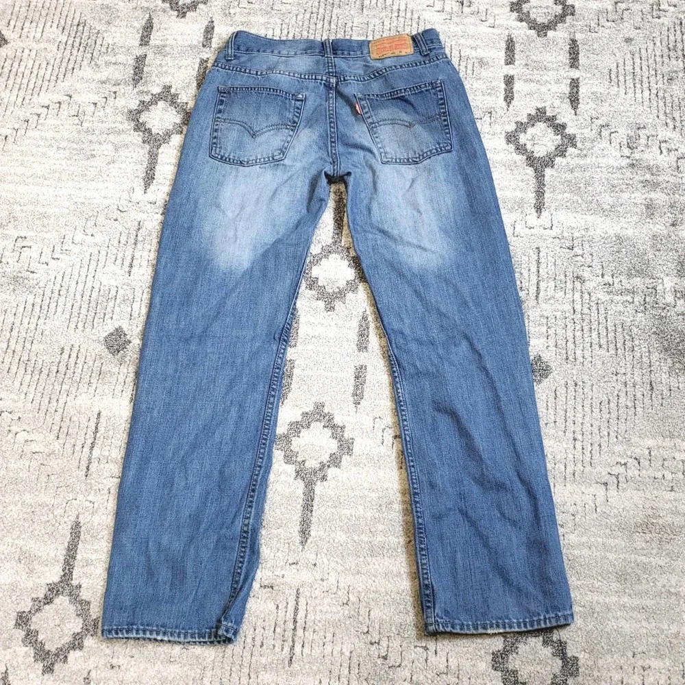 Levis pictures jeans